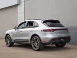 Certified 2024 Porsche Macan image 3