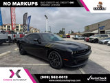 Used 2015 Dodge Challenger SXT image 3