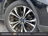 Used 2022 Ford Escape SE w/ SE Sport Appearance Package image 3