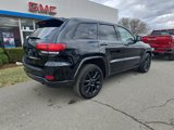 Used 2017 Jeep Grand Cherokee Altitude image 3