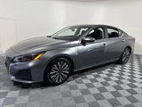 Used 2023 Nissan Altima 2.5 SV image 2