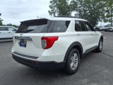 Certified 2022 Ford Explorer XLT image 3