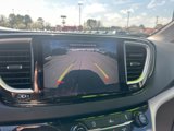 Used 2022 Chrysler Pacifica Touring-L image 2