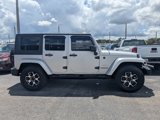 Used 2007 Jeep Wrangler Unlimited Sahara w/ Dual Top Group image 3