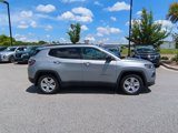Used 2022 Jeep Compass Latitude image 2