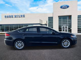 Used 2020 Ford Fusion SE image 2
