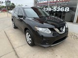 Used 2016 Nissan Rogue S image 2