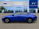 New 2025 Hyundai Elantra SEL image 3