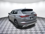 Used 2023 Mitsubishi Outlander SE image 5