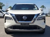Used 2023 Nissan Rogue SV image 2