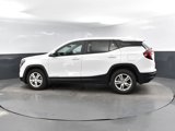 Used 2024 GMC Terrain SLE image 5