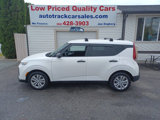 Used 2020 Kia Soul LX image 2