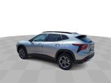 New 2025 Chevrolet Trax LT w/ LT Convenience Package image 6