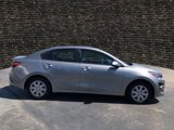 Used 2023 Kia Rio S image 3