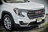 Used 2022 GMC Terrain SLT image 2