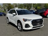 Used 2022 Audi Q3 2.0T Premium w/ Convenience Package image 2