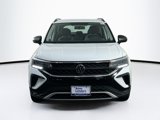 Used 2022 Volkswagen Taos S image 2
