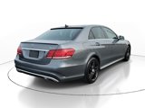 Used 2016 Mercedes-Benz E 400 4MATIC Sedan image 4