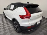 Used 2020 Volvo XC40 T5 R-Design w/ Protection Package Premier image 4