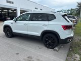 Certified 2022 Volkswagen Taos SE image 3