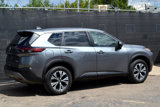 Used 2023 Nissan Rogue SV image 3