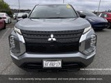 Used 2022 Mitsubishi Outlander SE image 3