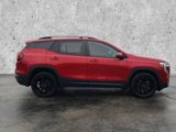 Used 2022 GMC Terrain SLE w/ Driver Convenience Package image 3