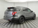 Used 2017 Ford Explorer XLT w/ Equipment Group 202A image 5