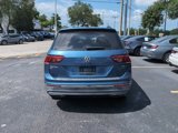 Used 2018 Volkswagen Tiguan SE w/ Panoramic Sunroof Package image 5