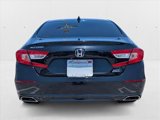 Used 2018 Honda Accord Touring image 6