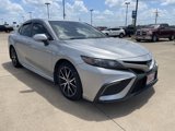 Used 2024 Toyota Camry SE image 2