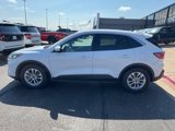 Used 2020 Ford Escape SE image 3