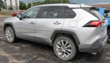 Used 2021 Toyota RAV4 XLE Premium image 4