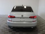 Used 2021 Volkswagen Passat 2.0T SE image 4