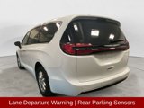 Used 2023 Chrysler Pacifica Touring-L image 3