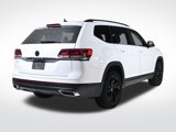 Used 2022 Volkswagen Atlas SE w/ Black Wheel Package image 5
