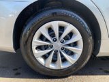 Used 2015 Toyota Camry LE image 5