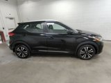 Used 2020 Nissan Kicks SR image 2