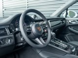 New 2026 Porsche Macan image 4
