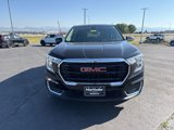 Used 2024 GMC Terrain SLE image 2