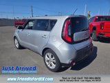 Used 2015 Kia Soul + image 3