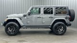 Used 2022 Jeep Wrangler Unlimited Sahara image 2