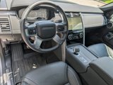 Used 2024 Land Rover Discovery Dynamic SE image 4