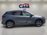 Used 2023 Ford Escape ST-Line image 2