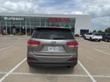 Used 2016 Kia Sorento LX image 4
