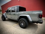 Used 2021 Jeep Gladiator Sport image 3