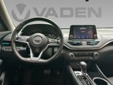 Used 2022 Nissan Altima 2.5 SV w/ SV Premium Package image 2