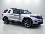 Used 2023 Ford Explorer XLT w/ Equipment Group 202A image 2