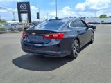 Used 2017 Chevrolet Malibu LT image 3