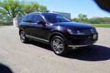 Used 2015 Volkswagen Touareg VR6 image 4